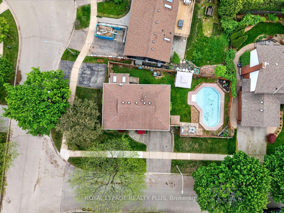 4452 Delaney Drive Property Photo 4