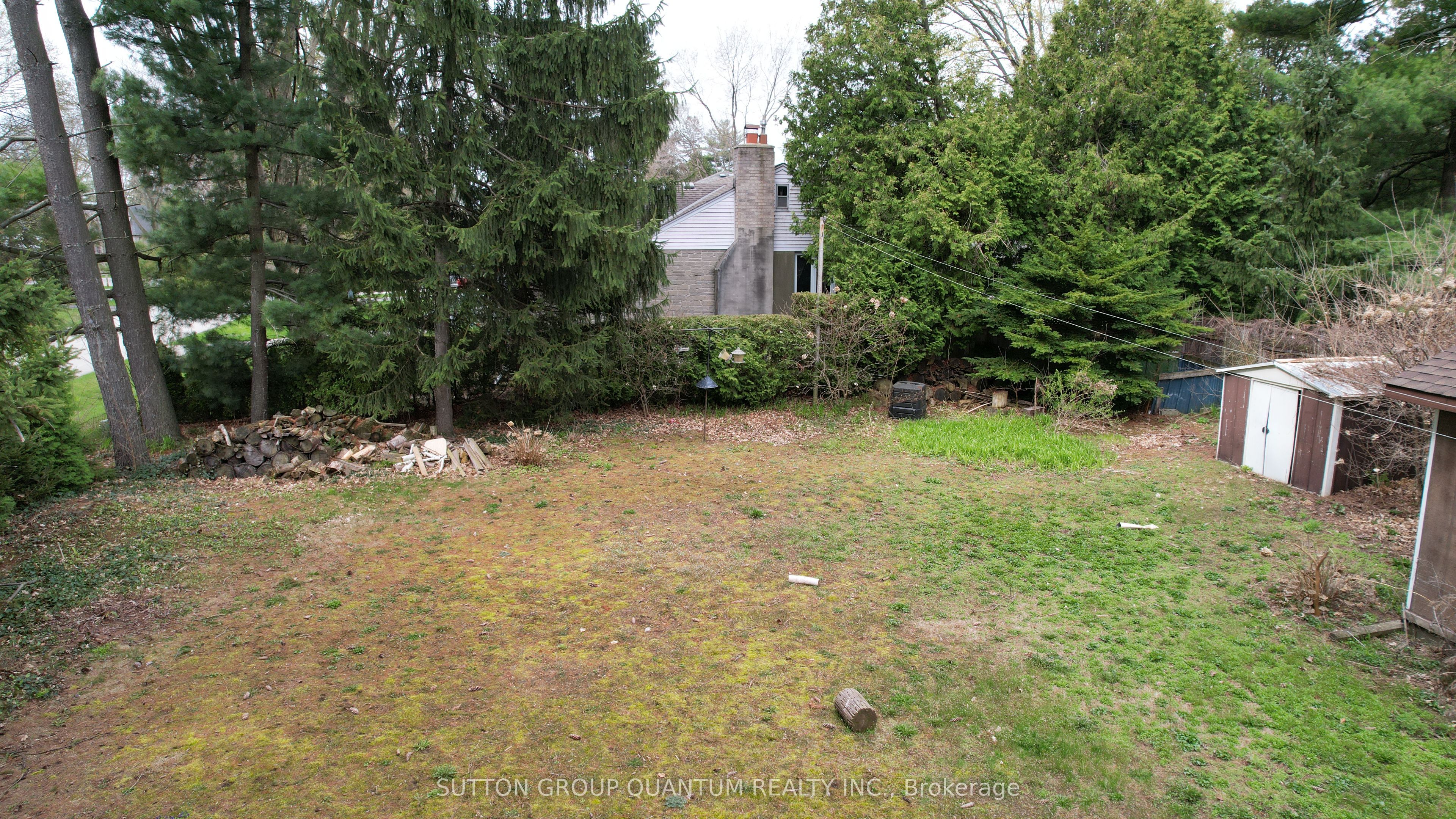 394 Maplehurst Avenue Property Photo 9