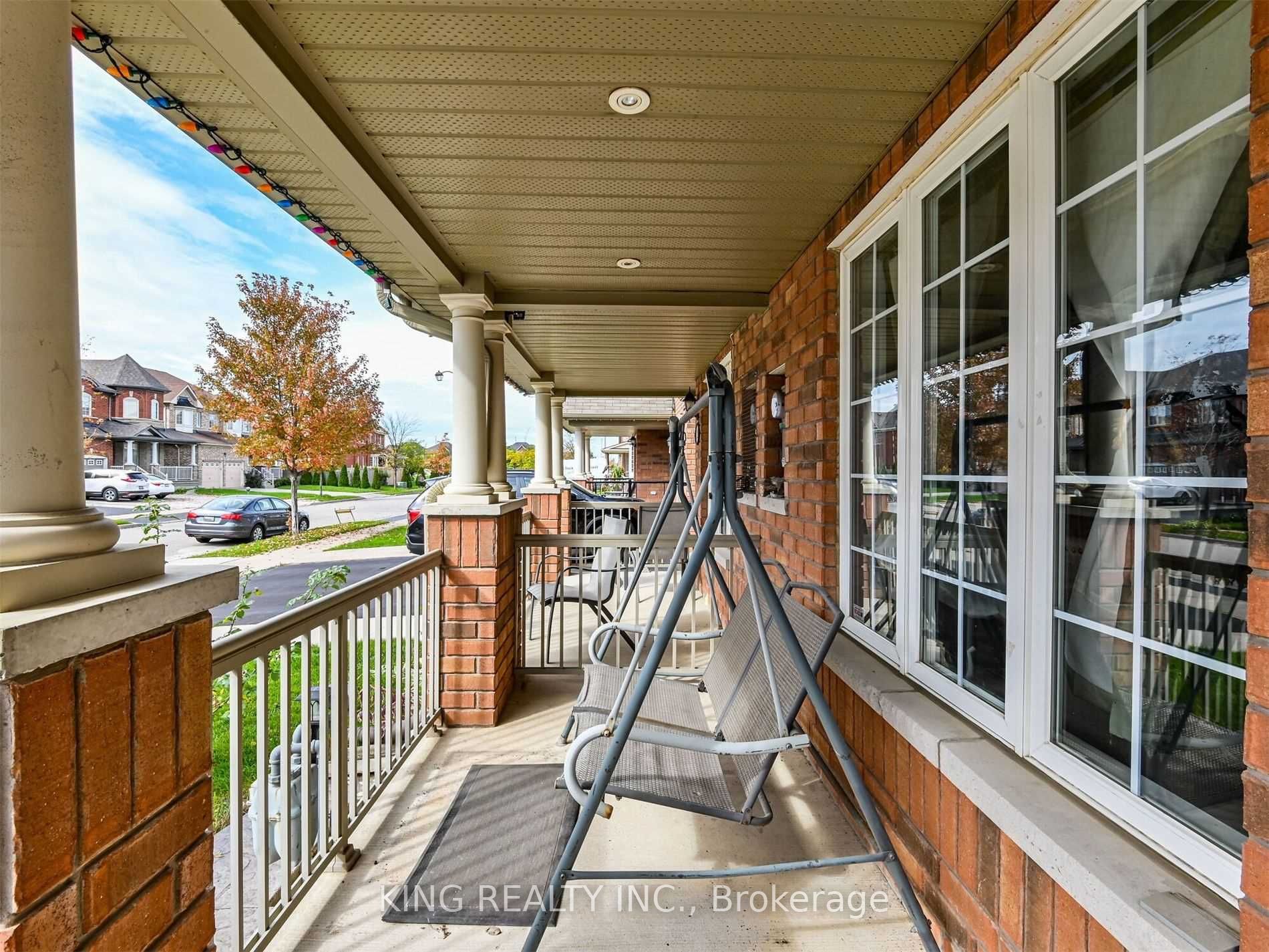 23 Wall Street Property Photo 3