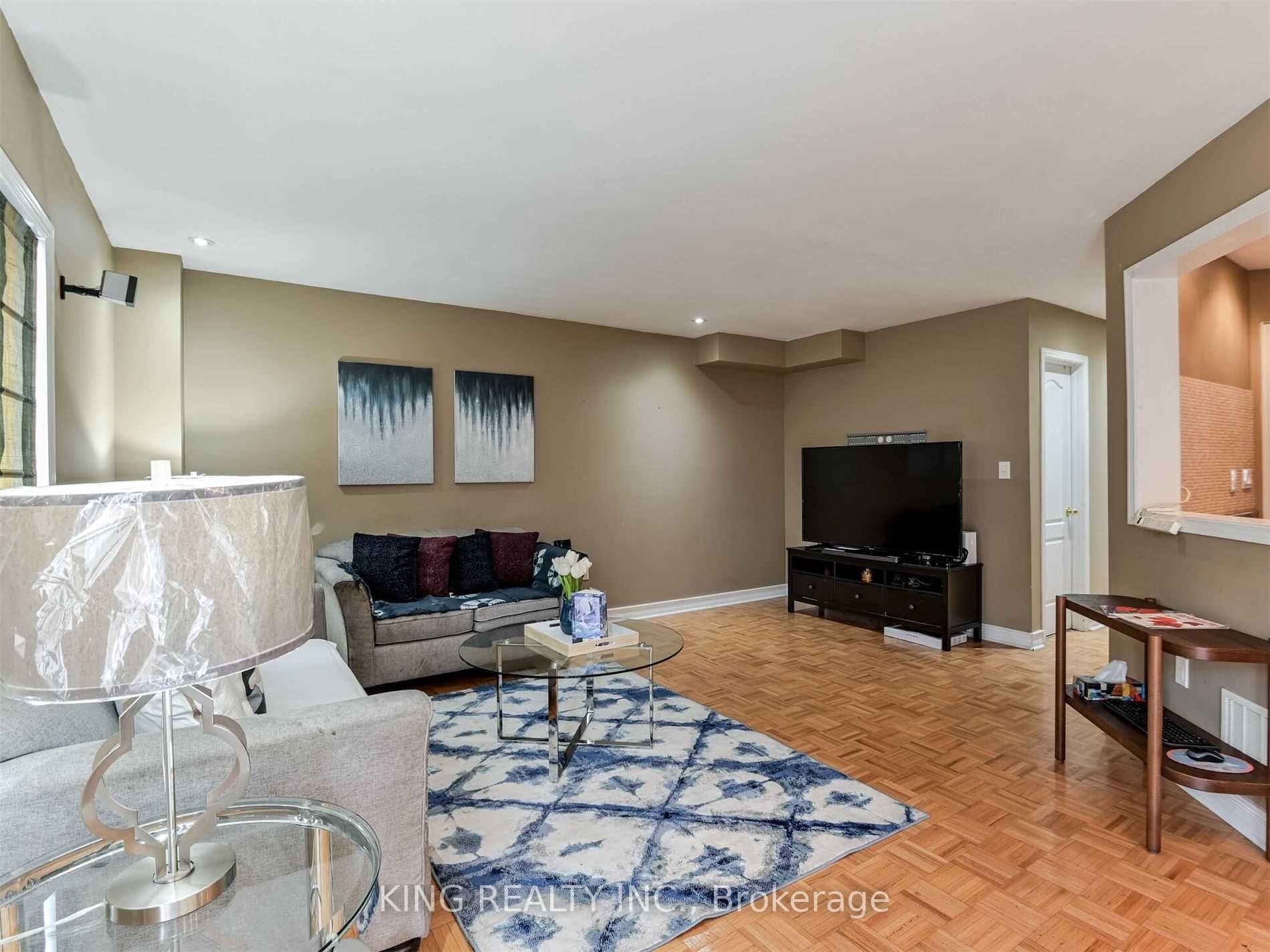 23 Wall Street Property Photo 10