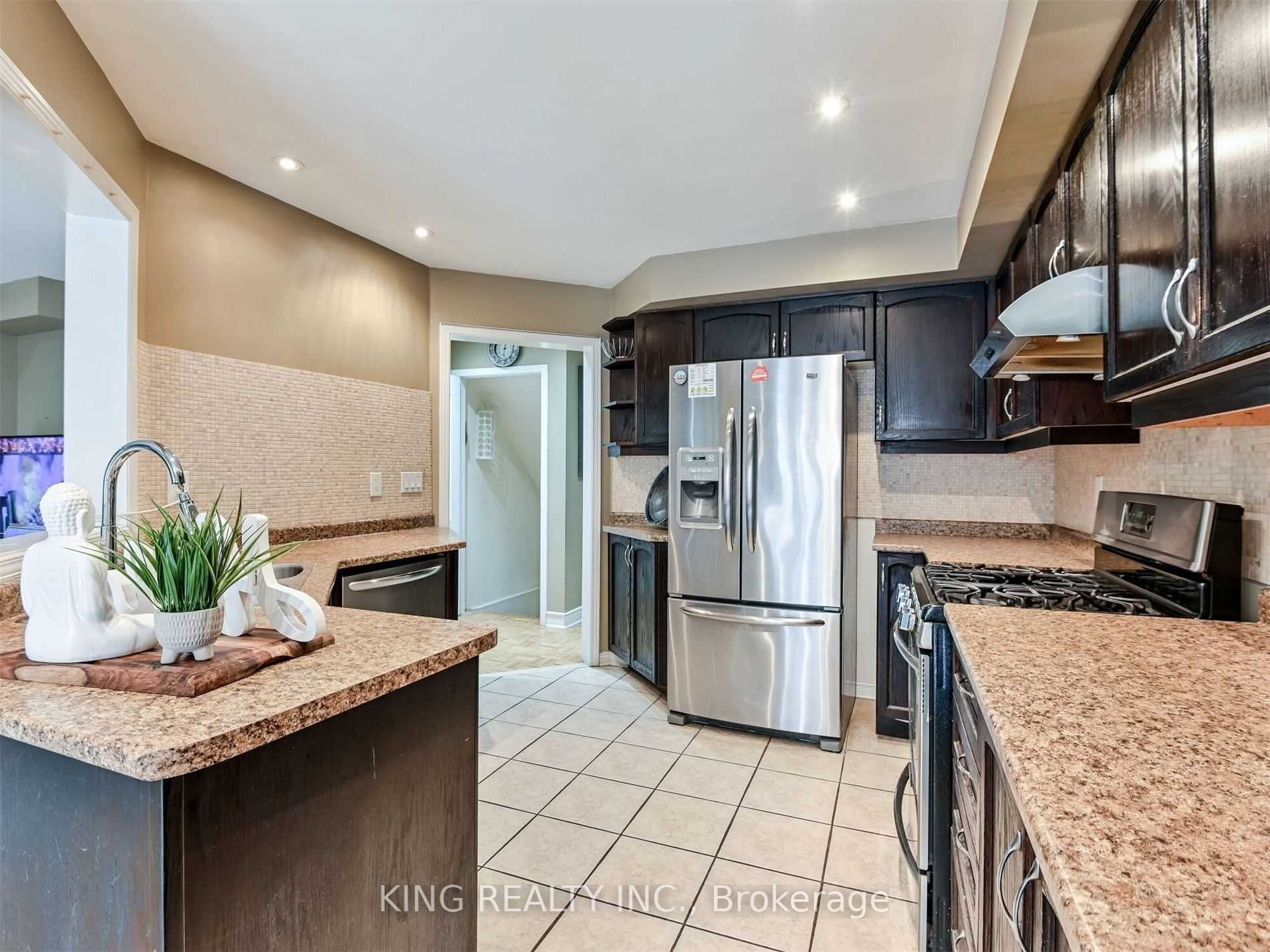 23 Wall Street Property Photo 11
