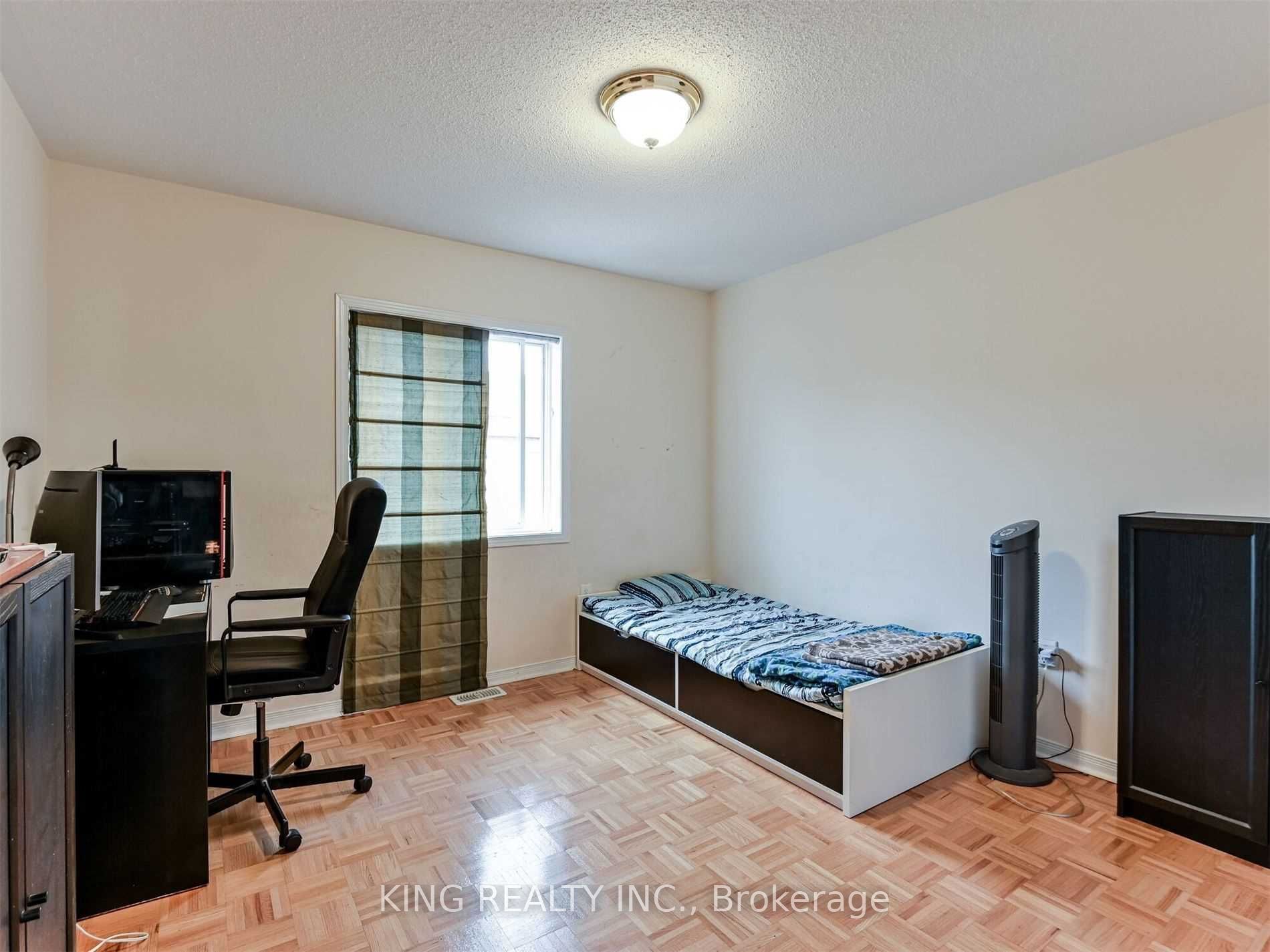 23 Wall Street Property Photo 21