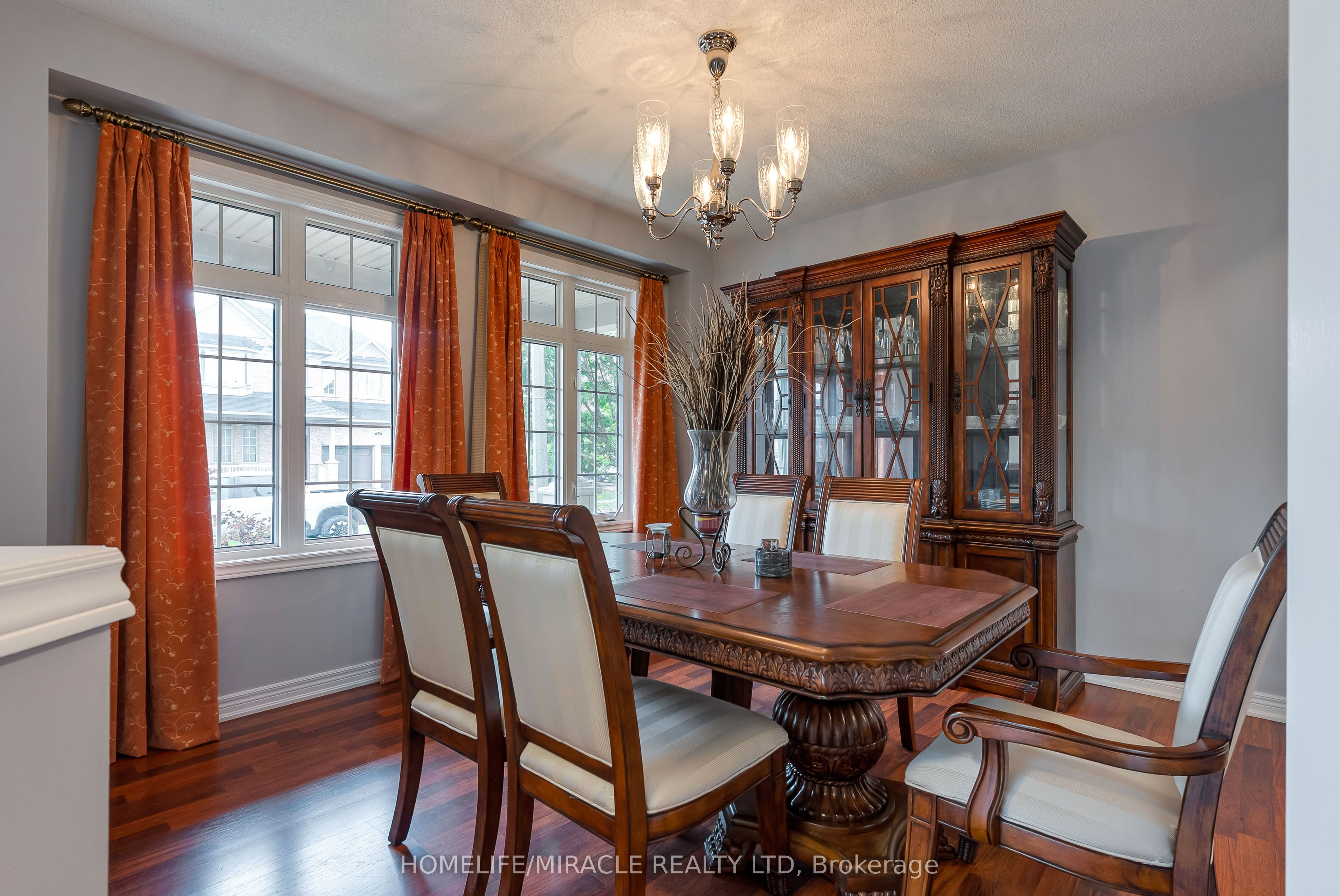 9 Peridot Road Property Photo 10
