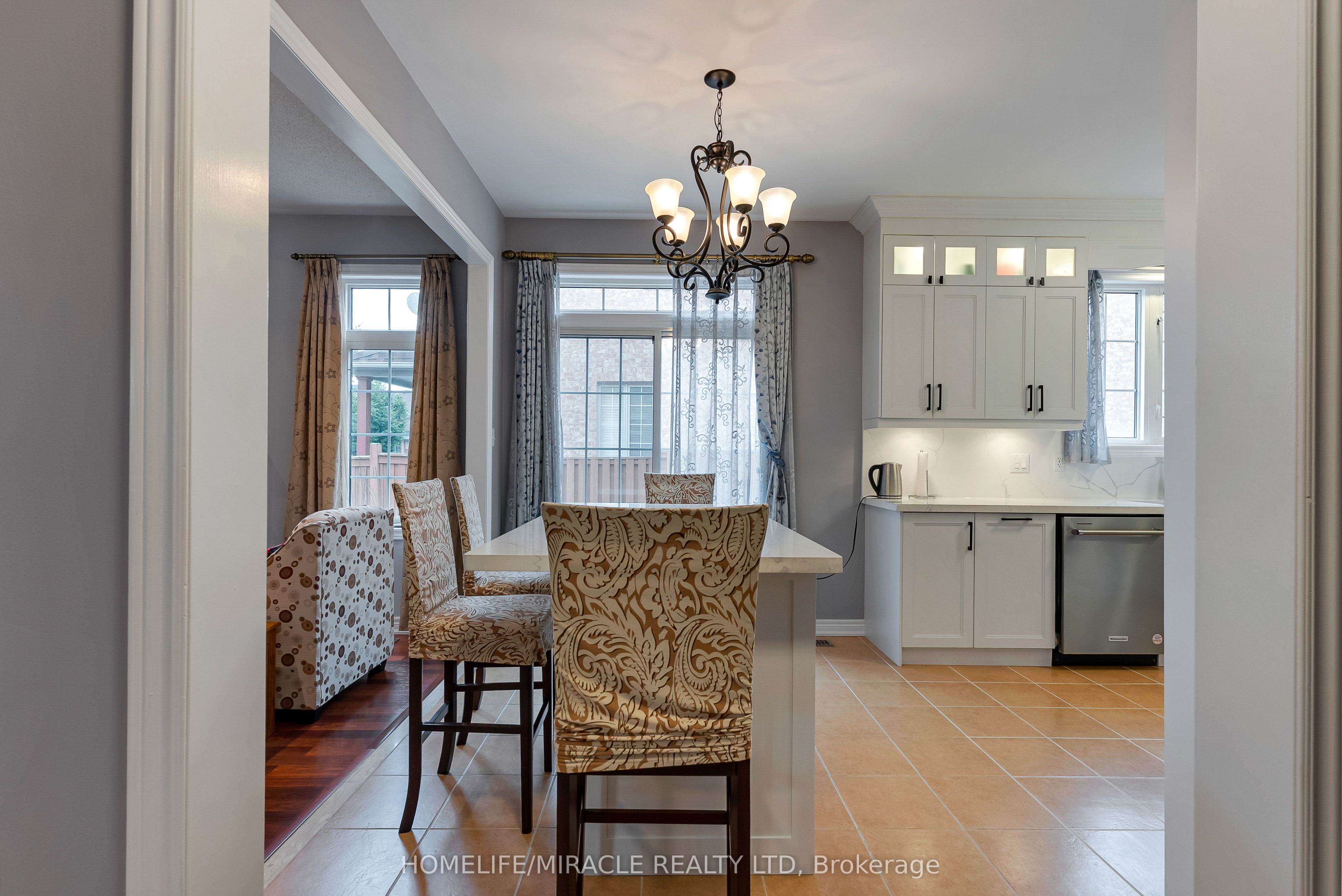 9 Peridot Road Property Photo 15