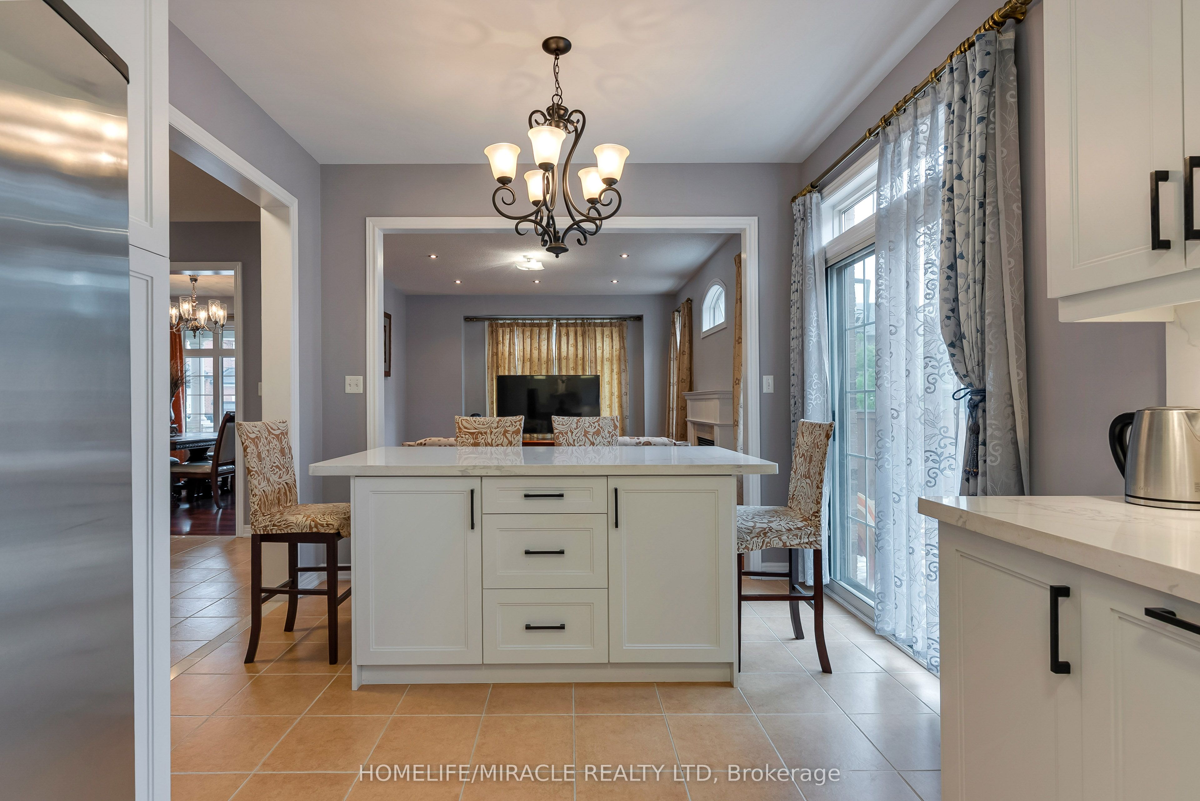 9 Peridot Road Property Photo 16