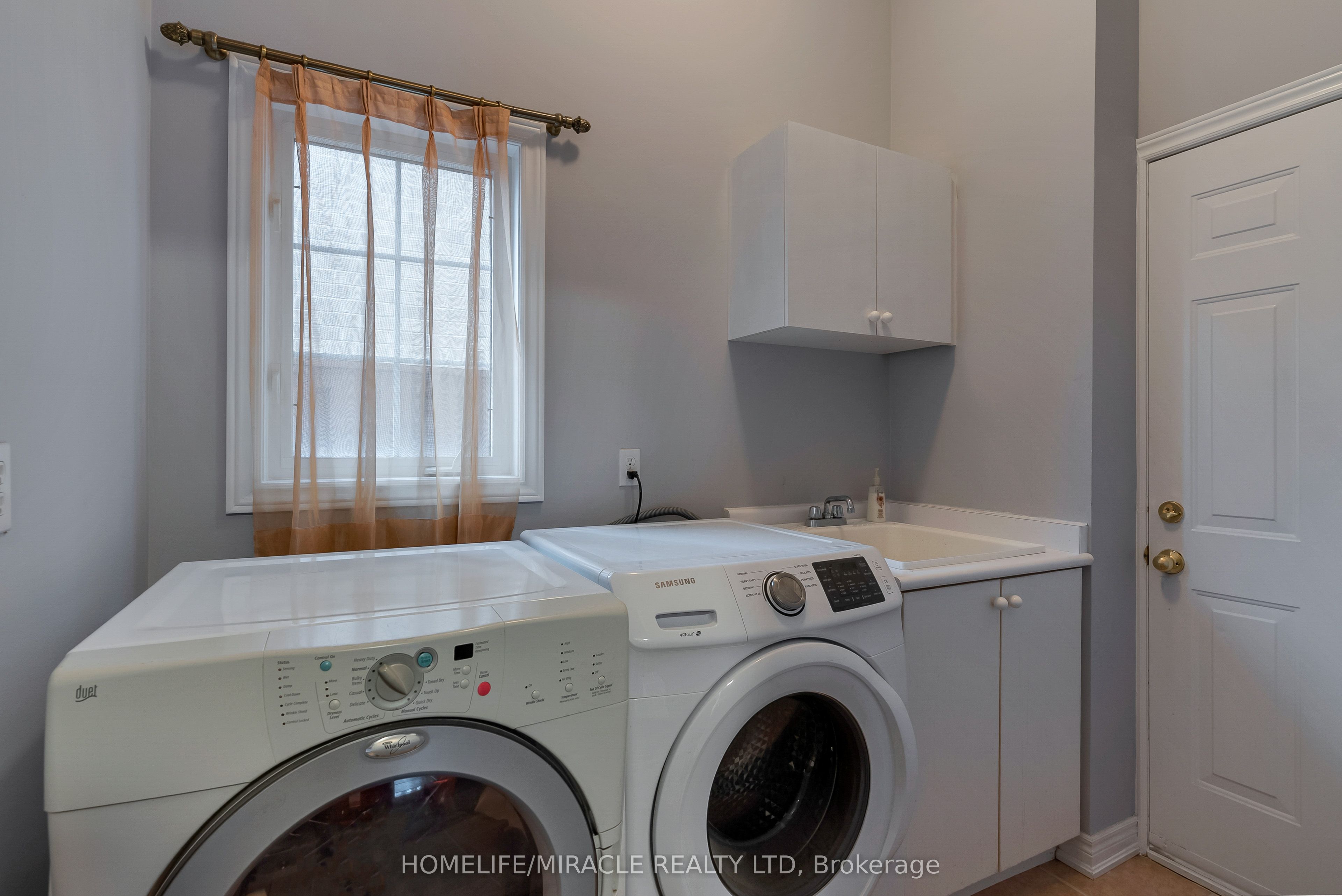 9 Peridot Road Property Photo 24