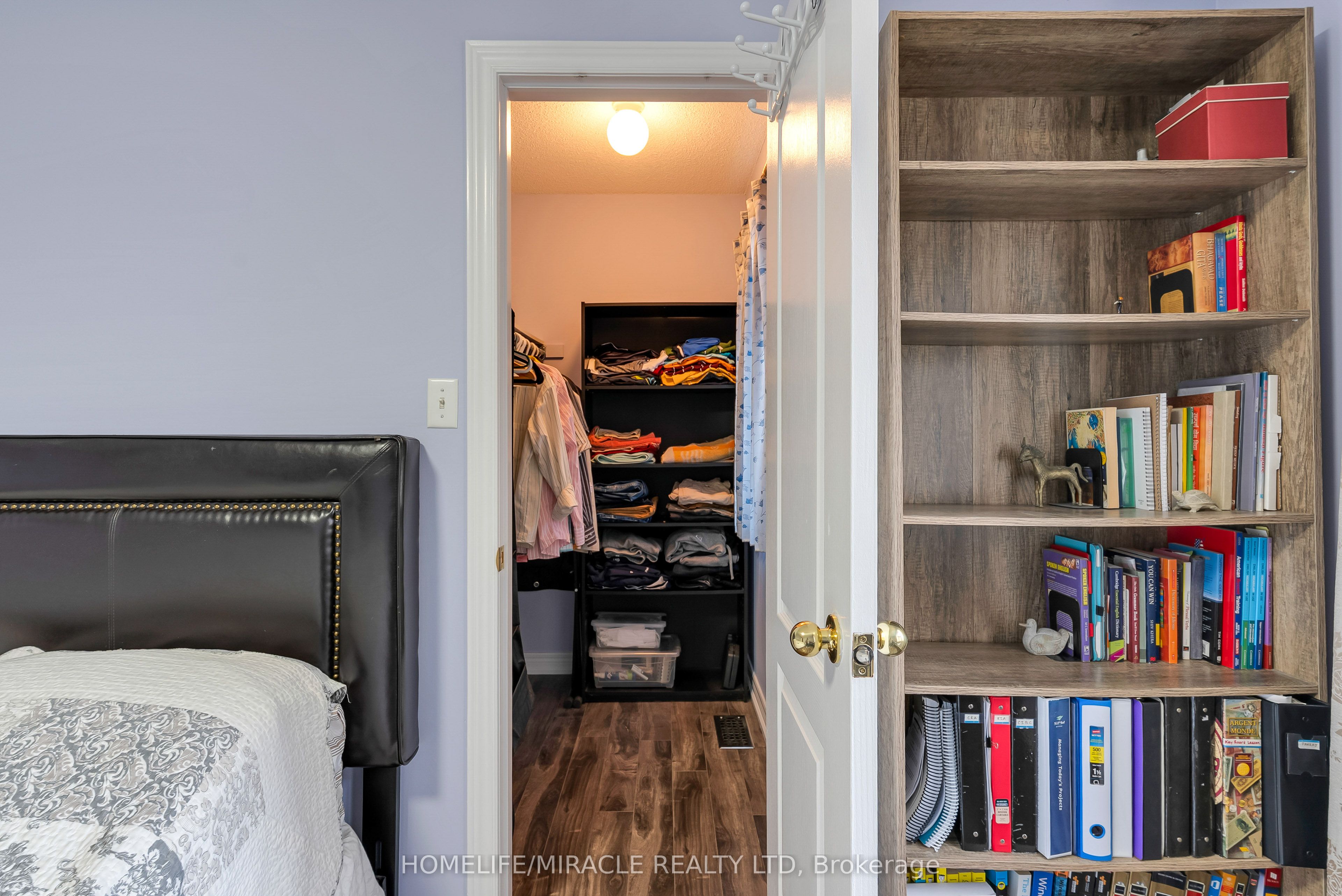 9 Peridot Road Property Photo 34