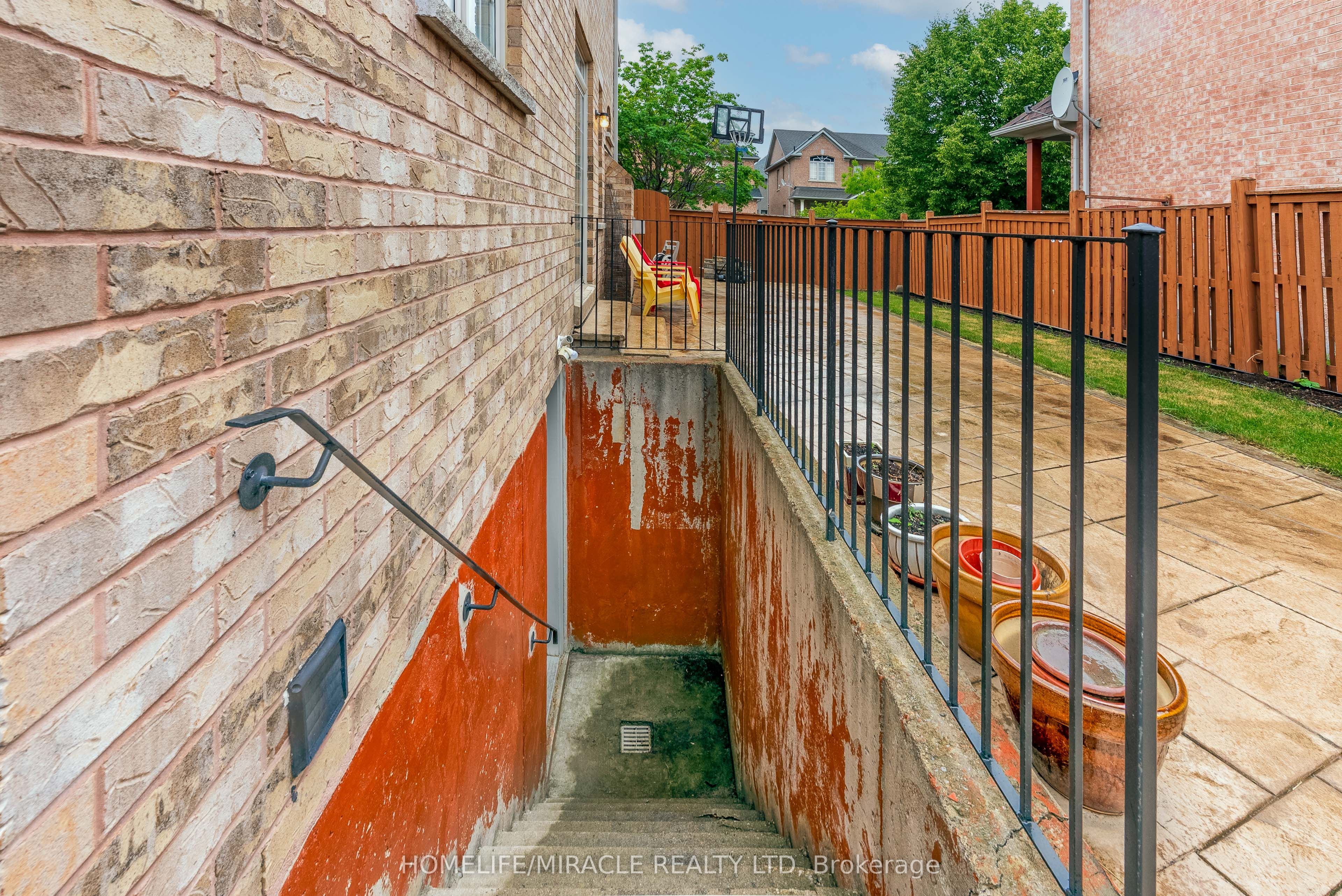 9 Peridot Road Property Photo 50