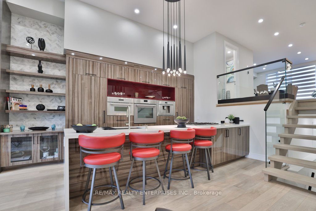 47 Thirteenth Street Property Photo 10