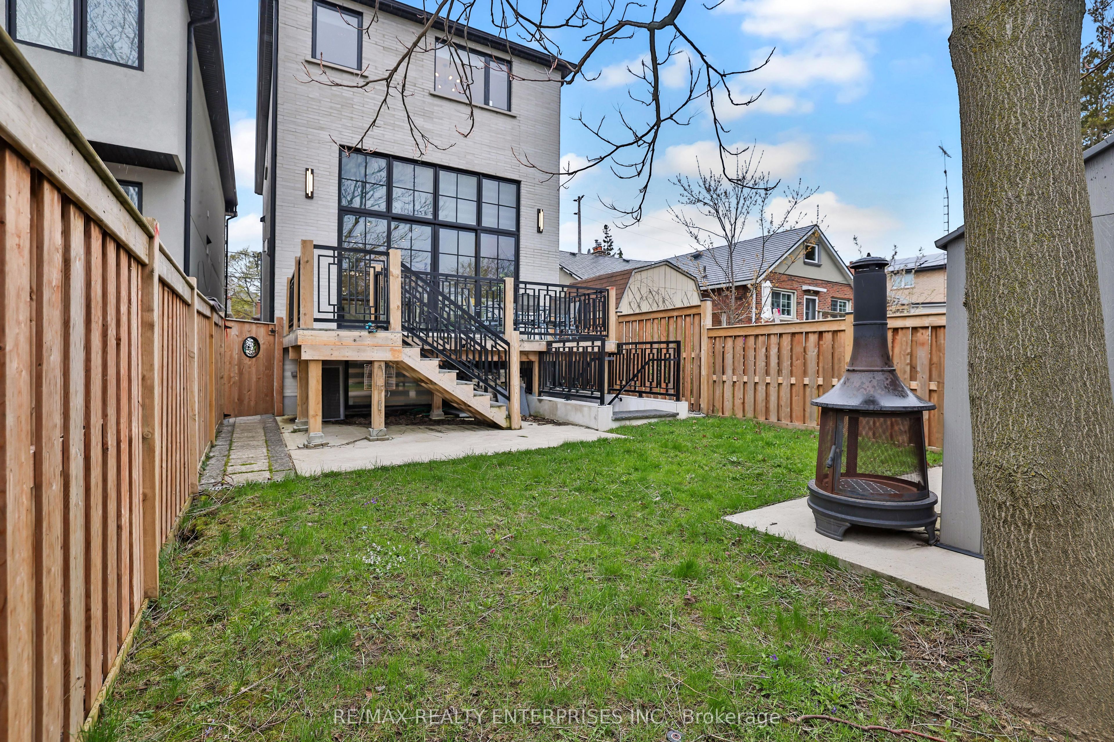 47 Thirteenth Street Property Photo 38