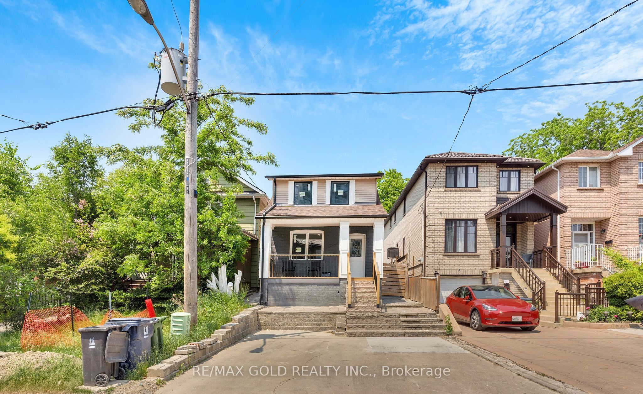 8 Fairglen Crescent Property Photo 1