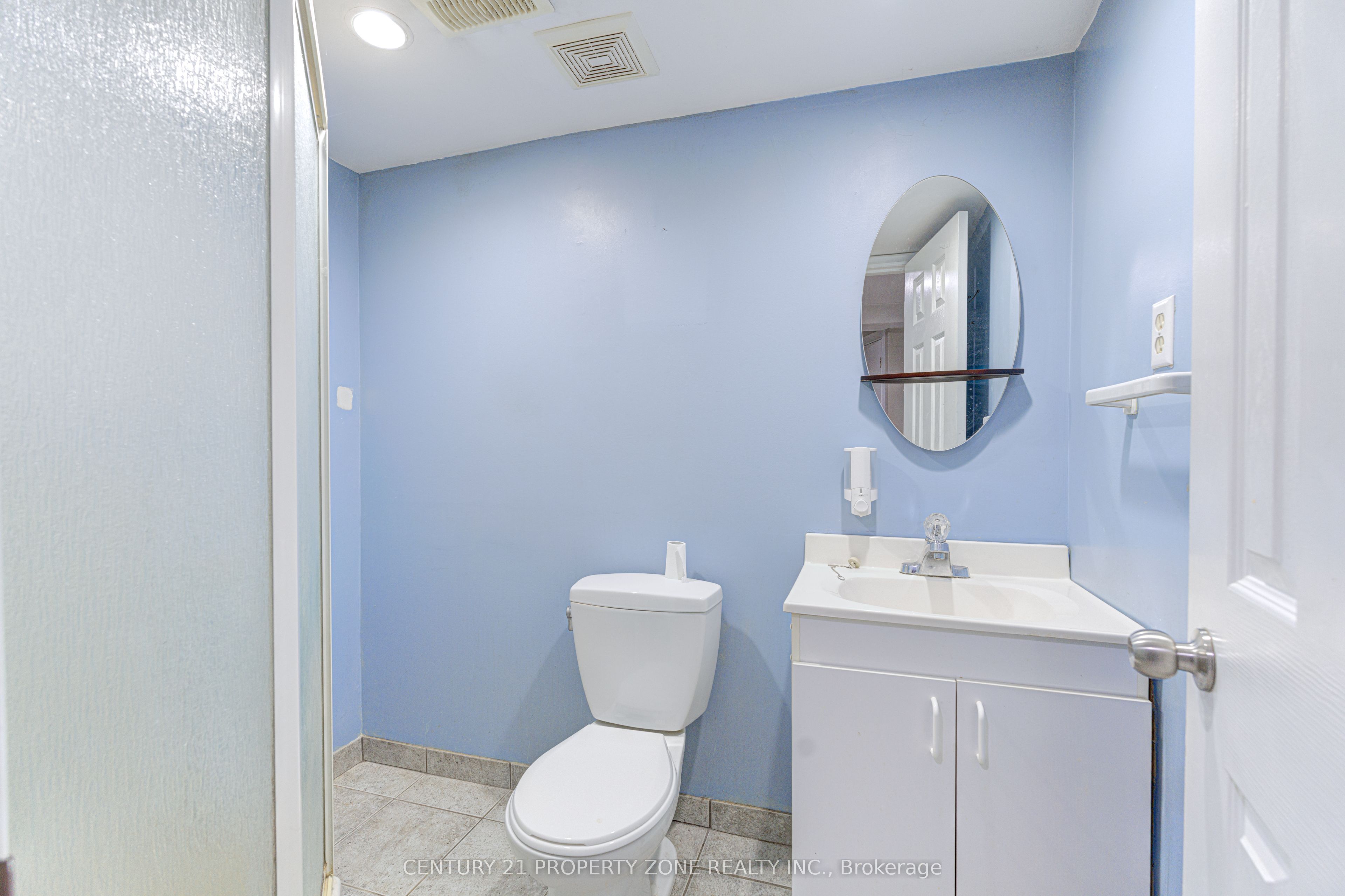 4 Compton Court Property Photo 33