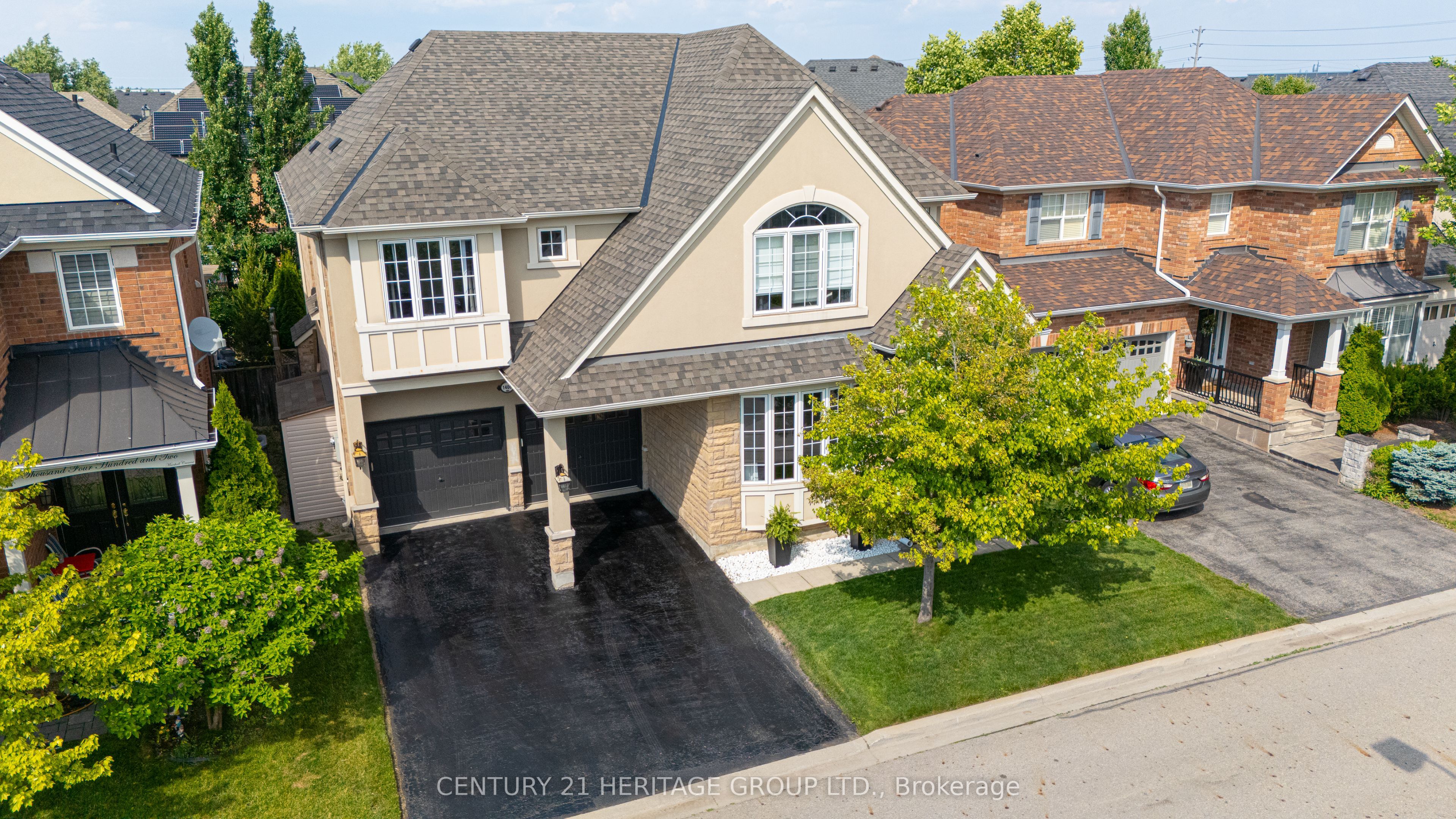 1406 Marshall Crescent Property Photo 2