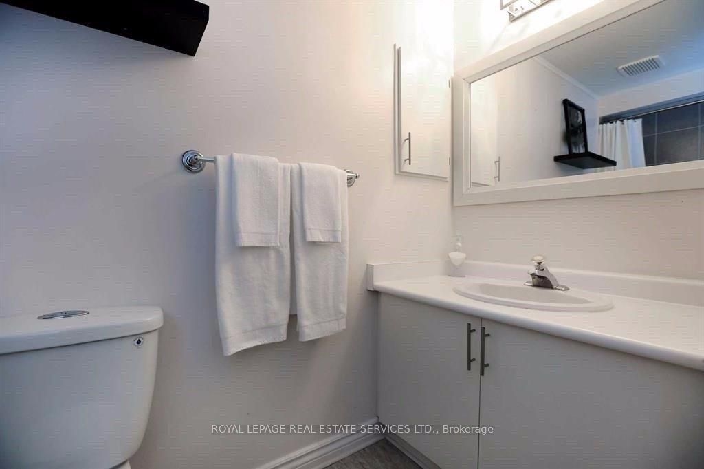 4111 Arbour Green Drive 7 Property Photo 15