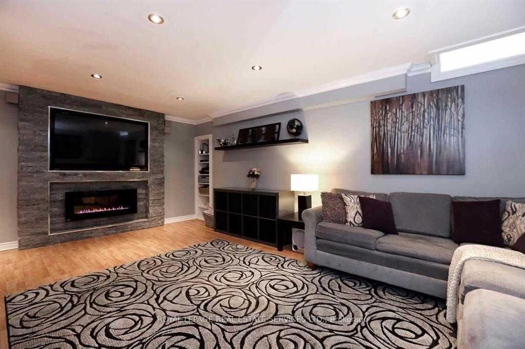 4111 Arbour Green Drive 7 Property Photo 18