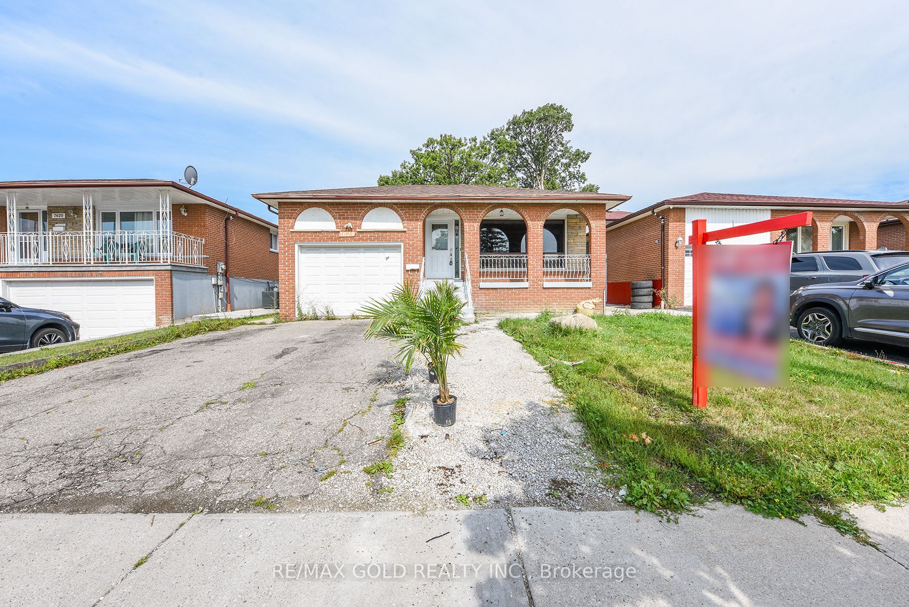 7624 Middleshire Drive Property Photo 2