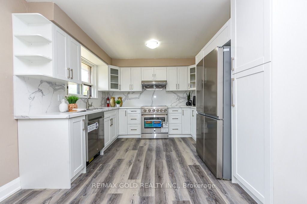 7624 Middleshire Drive Property Photo 13
