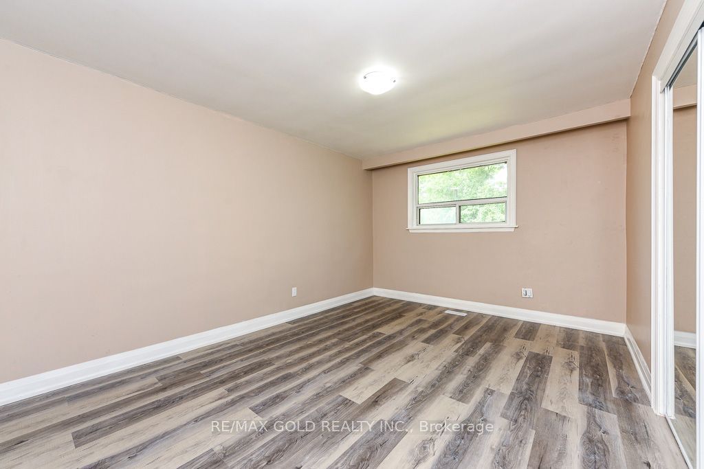 7624 Middleshire Drive Property Photo 24