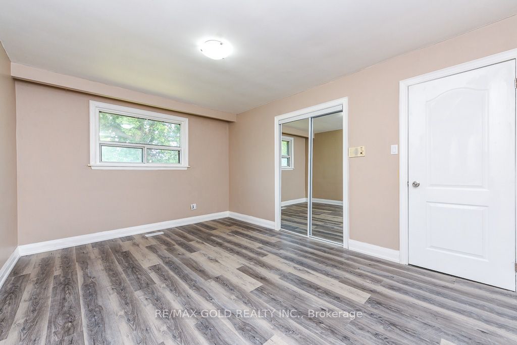 7624 Middleshire Drive Property Photo 25