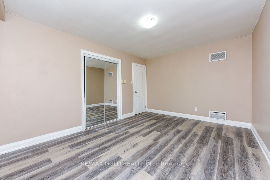 7624 Middleshire Drive Property Photo 26