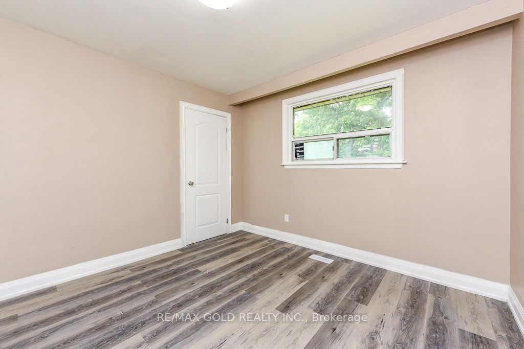 7624 Middleshire Drive Property Photo 31