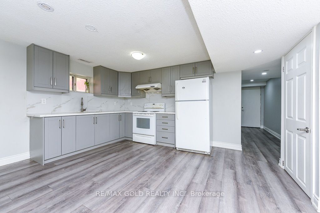 7624 Middleshire Drive Property Photo 35