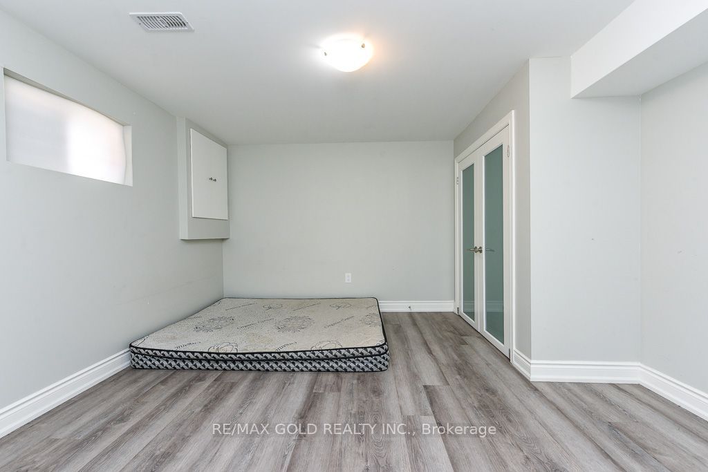 7624 Middleshire Drive Property Photo 43