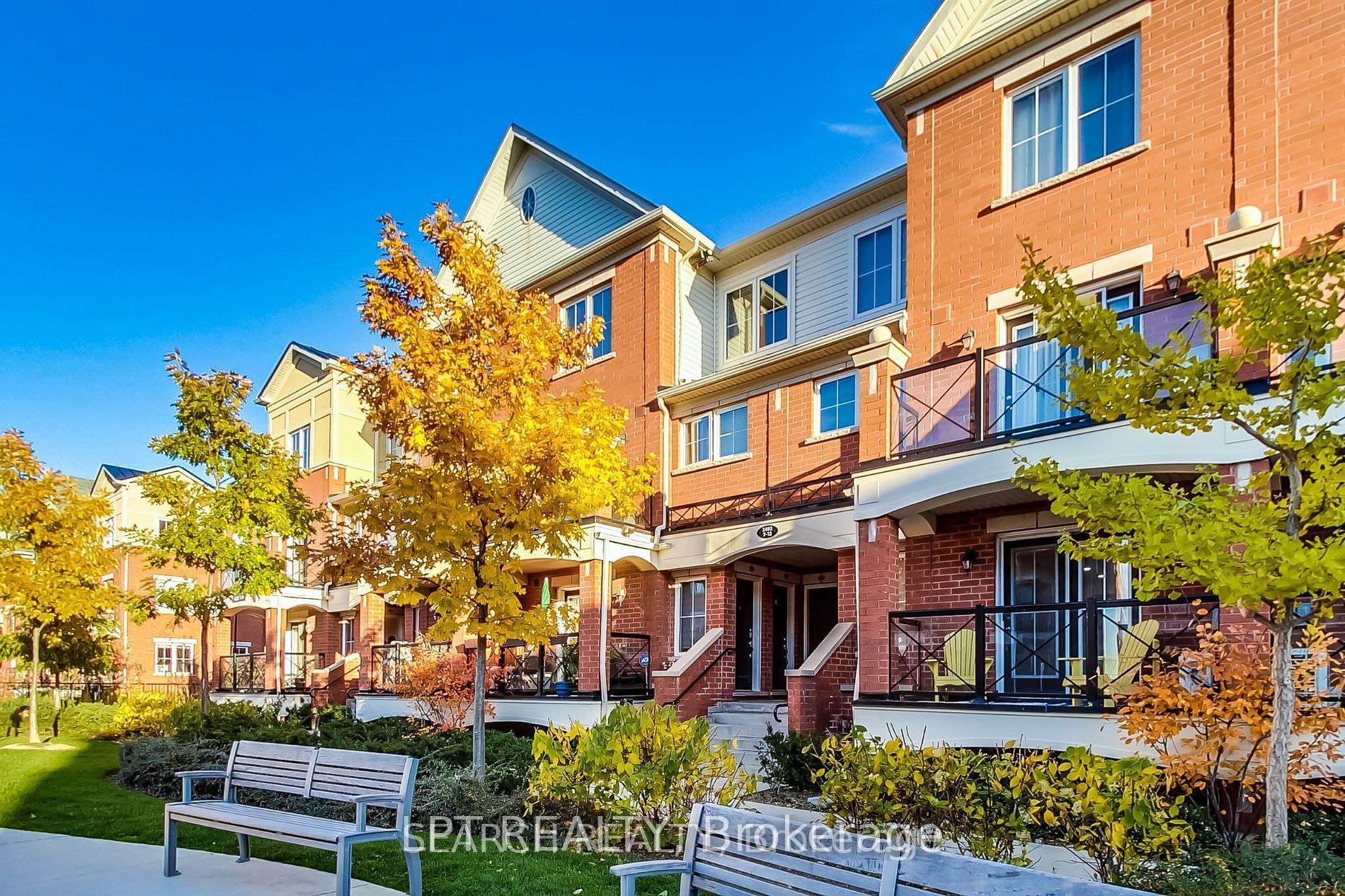 W13677638 Property Photo 2