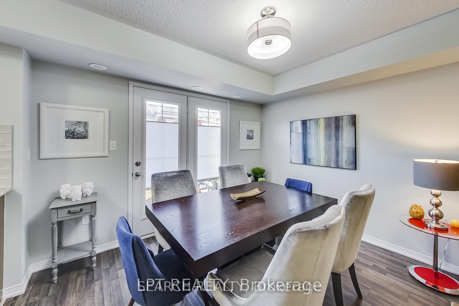 W13677638 Property Photo 8