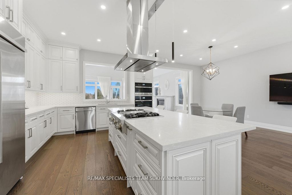 12463 Eighth Line Property Photo 13
