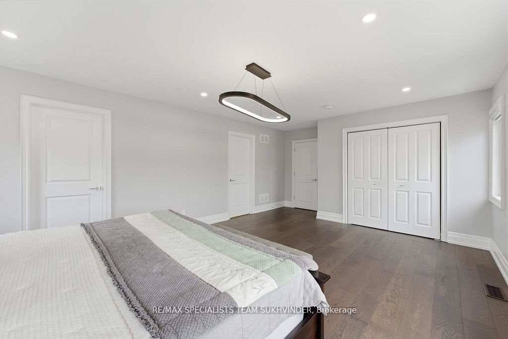 12463 Eighth Line Property Photo 21