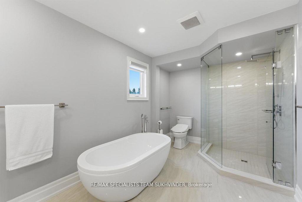 12463 Eighth Line Property Photo 23