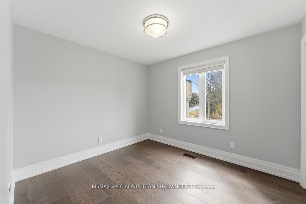 12463 Eighth Line Property Photo 26