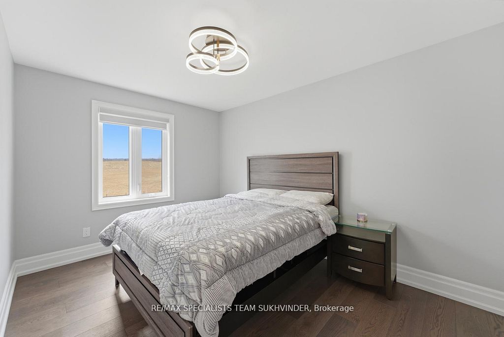 12463 Eighth Line Property Photo 28