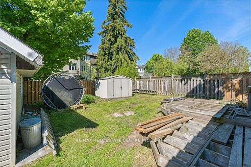 44 Willow Street S Property Photo 29