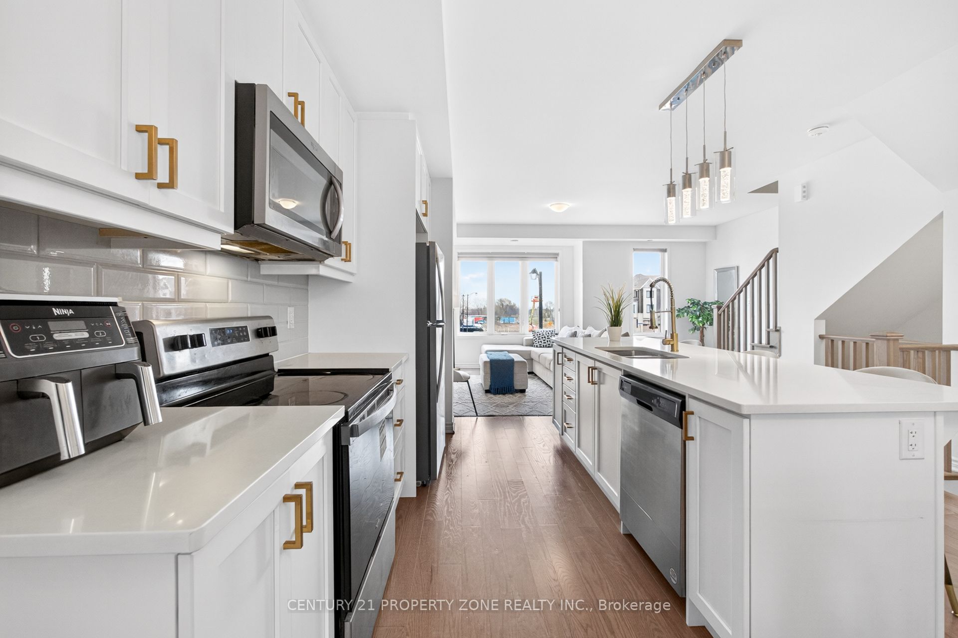 5186 Viola Desmond Drive Property Photo 25