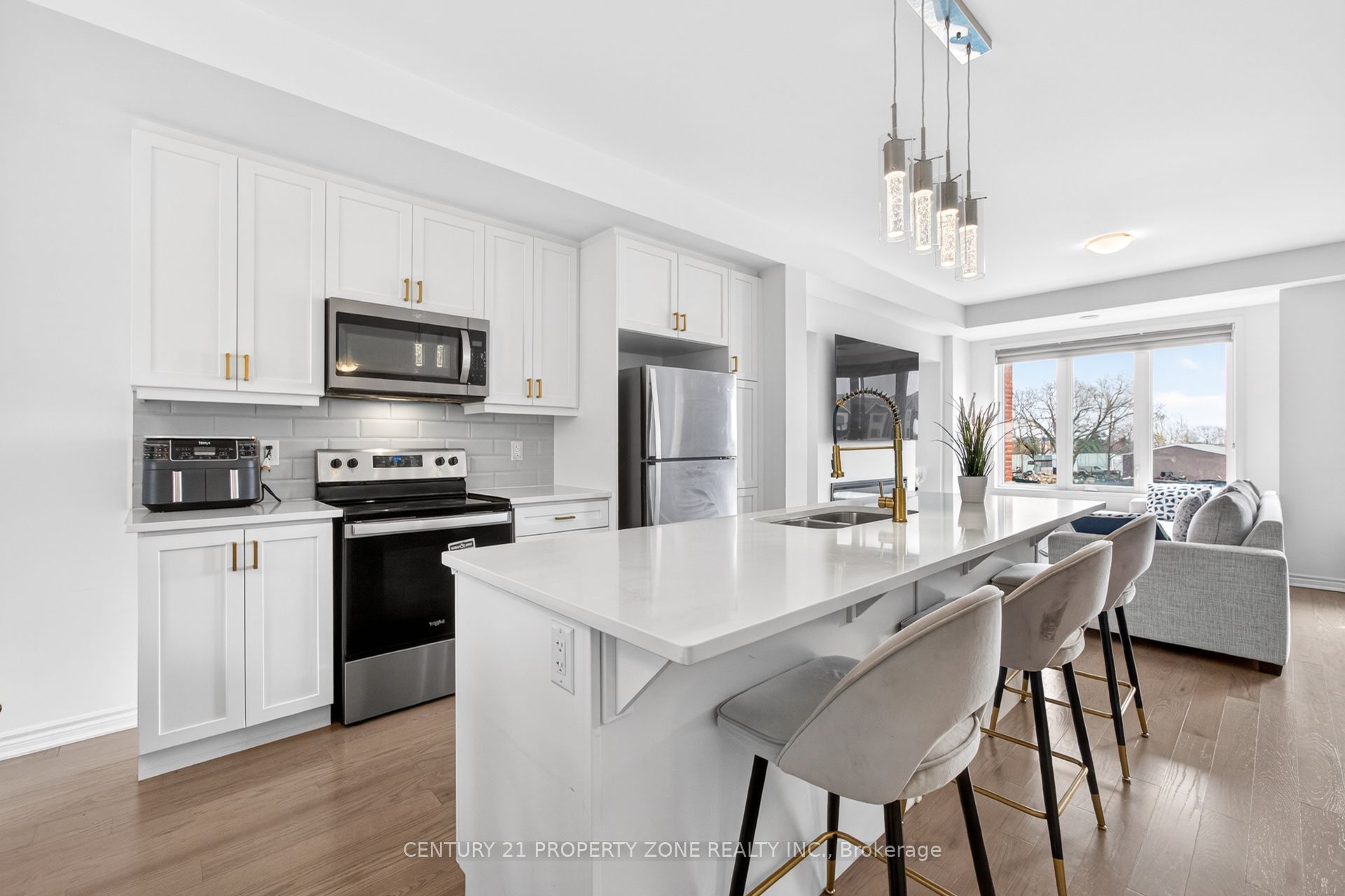 5186 Viola Desmond Drive Property Photo 26