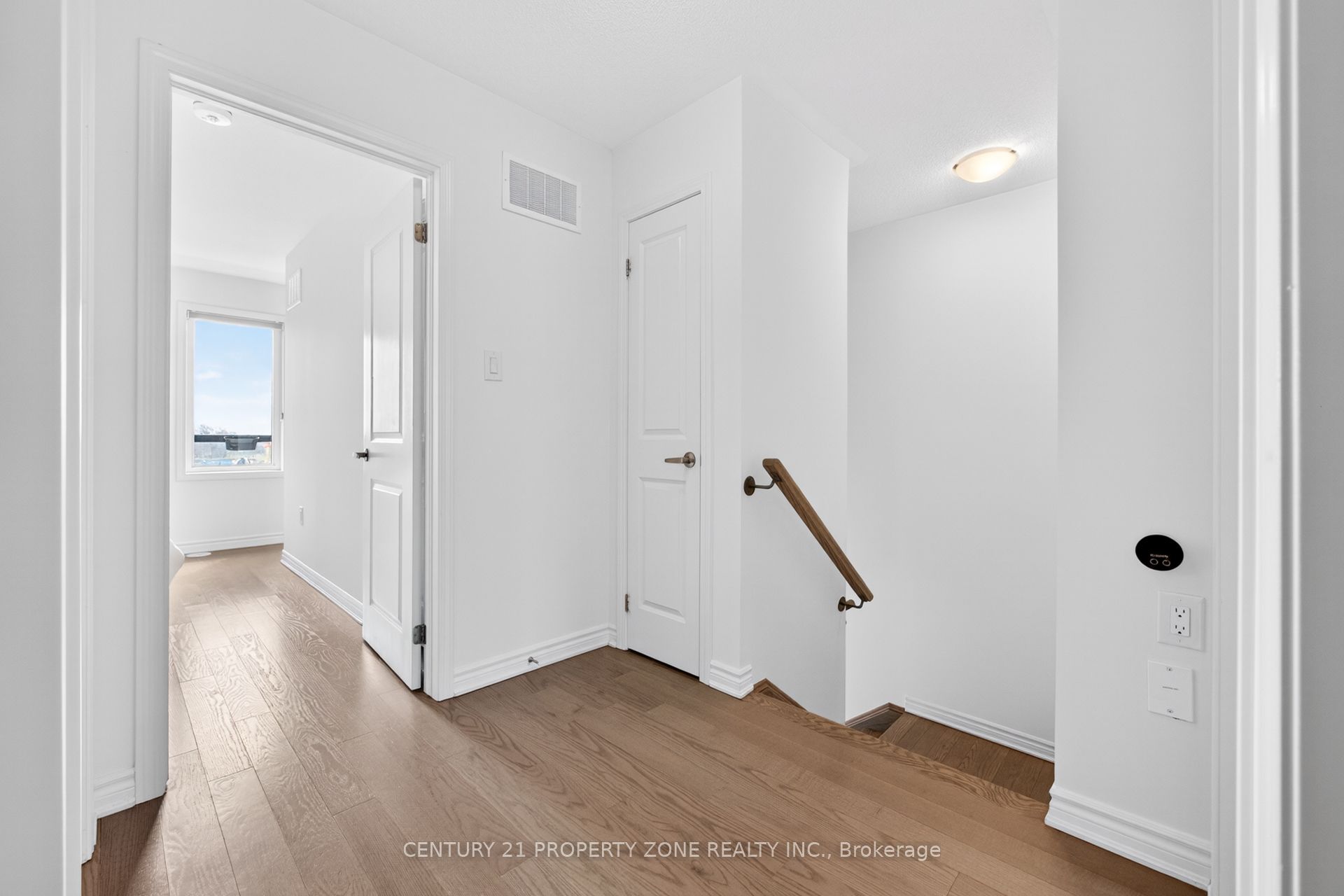 5186 Viola Desmond Drive Property Photo 34