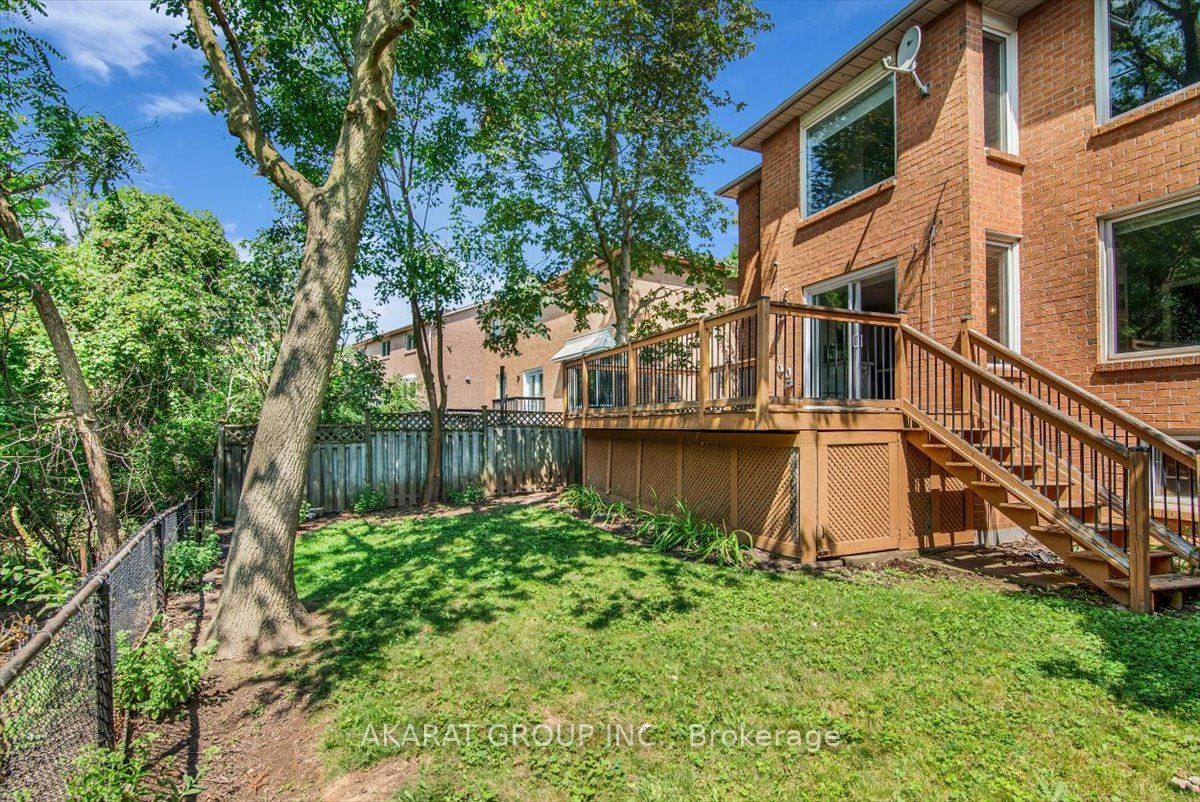 1274 King's College Drive Property Photo 46