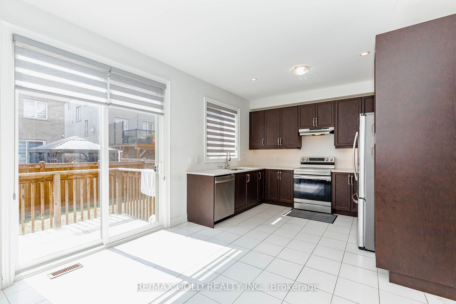 33 Tiger Crescent Property Photo 14