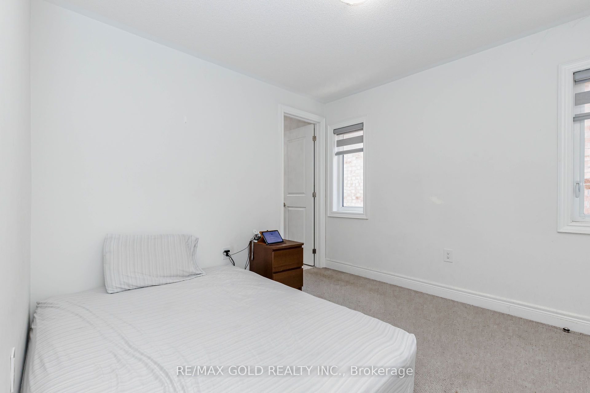 33 Tiger Crescent Property Photo 32