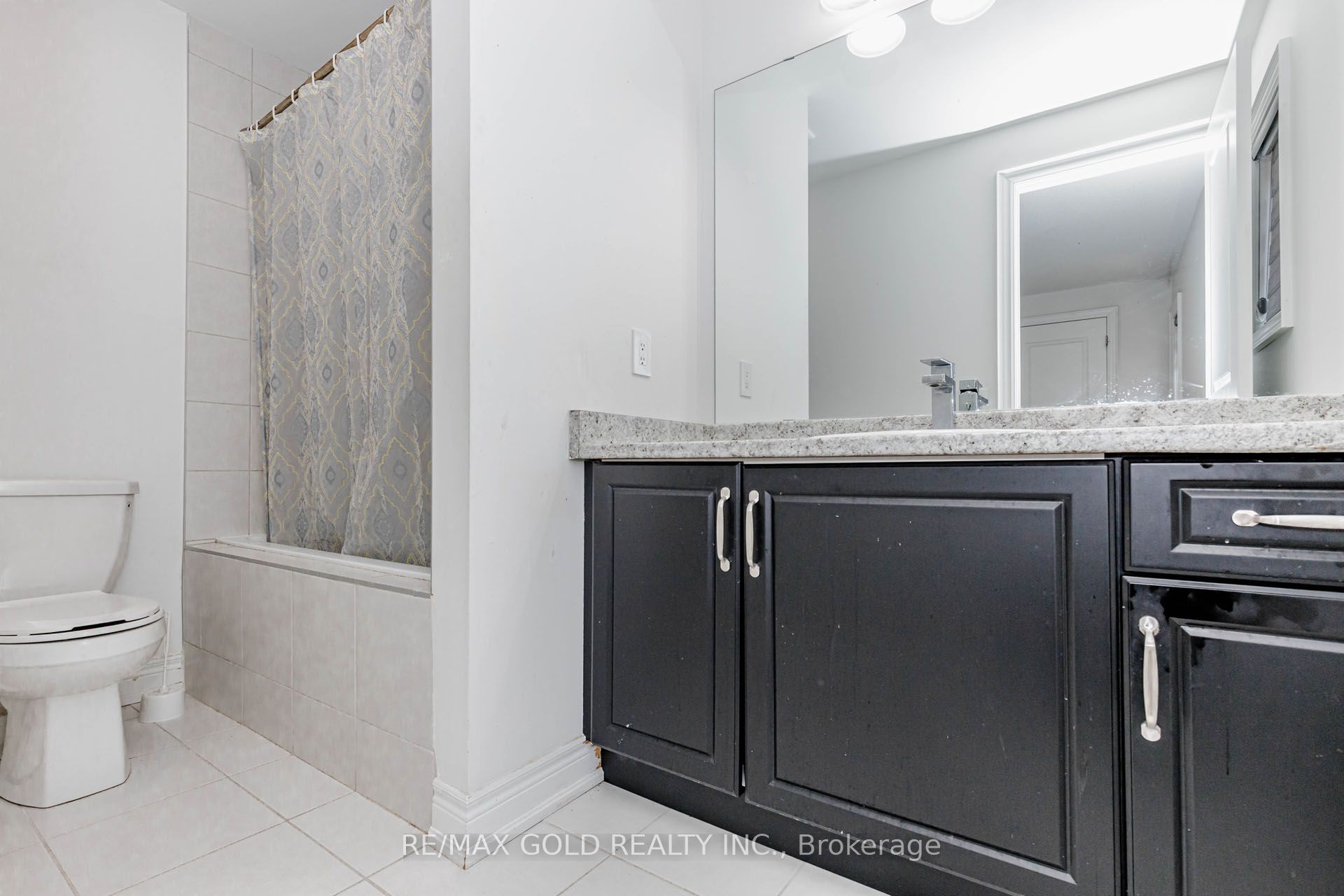 33 Tiger Crescent Property Photo 35