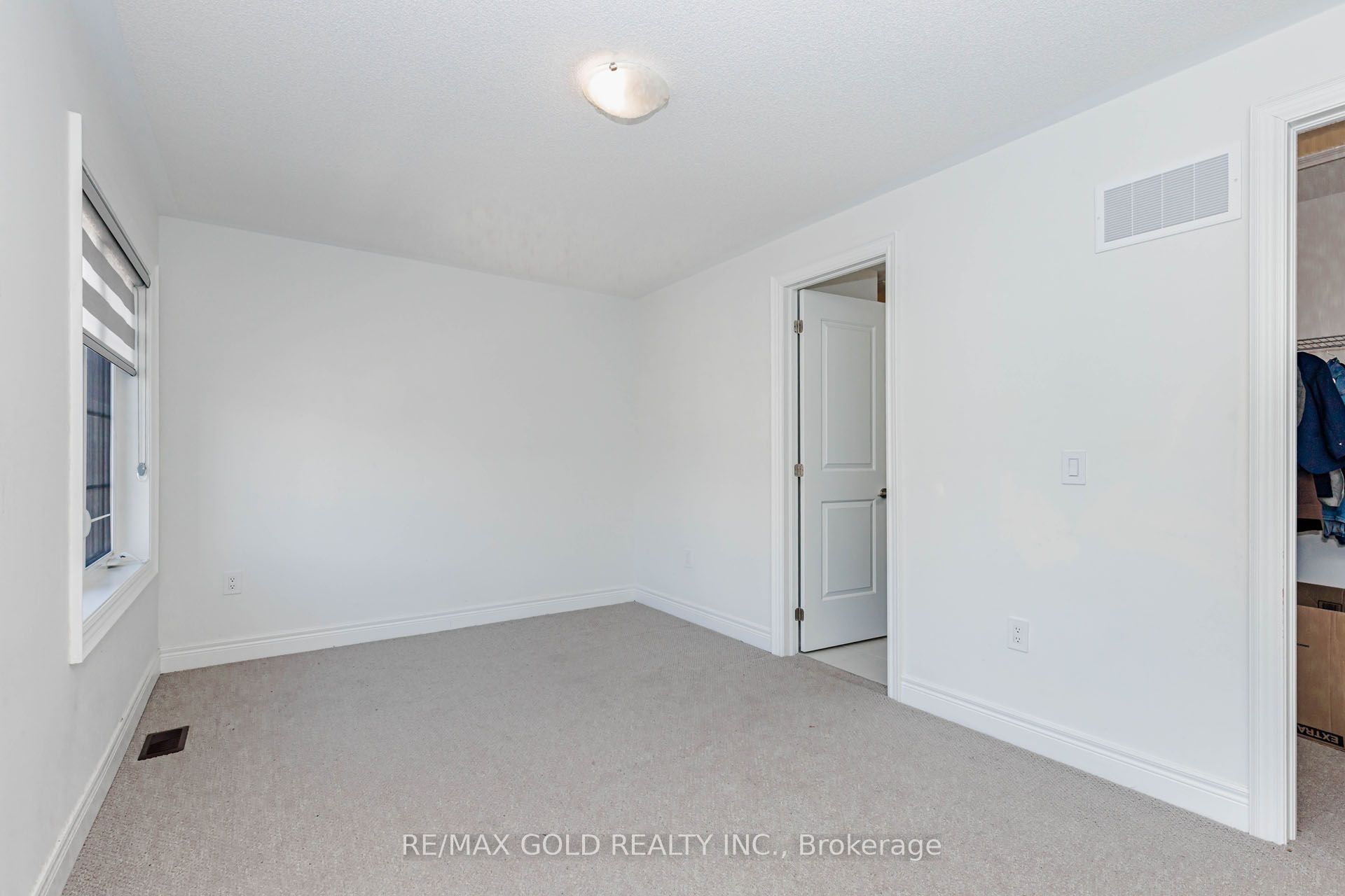 33 Tiger Crescent Property Photo 41