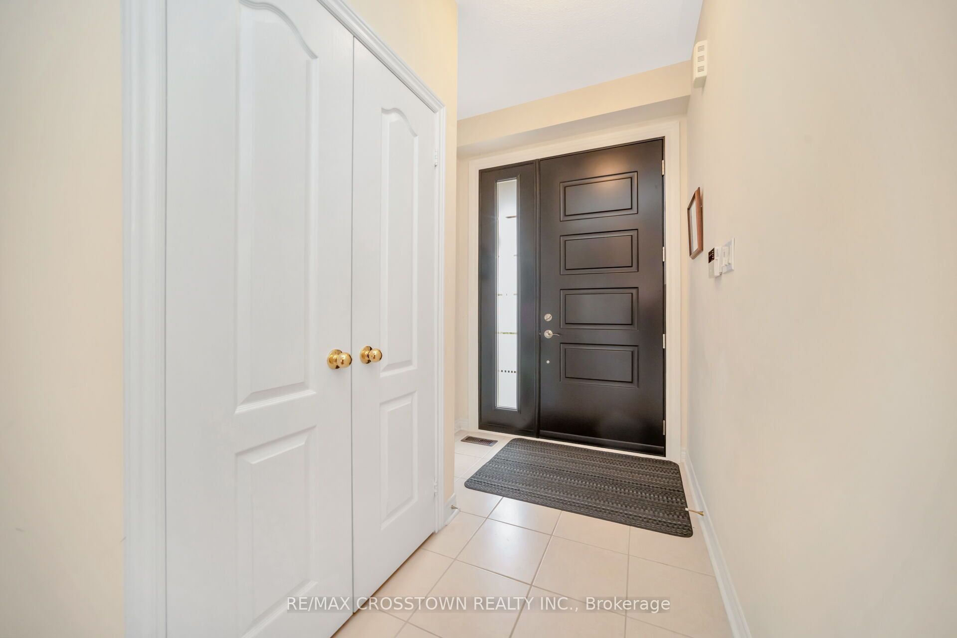 67 Sorbonne Drive Property Photo 3