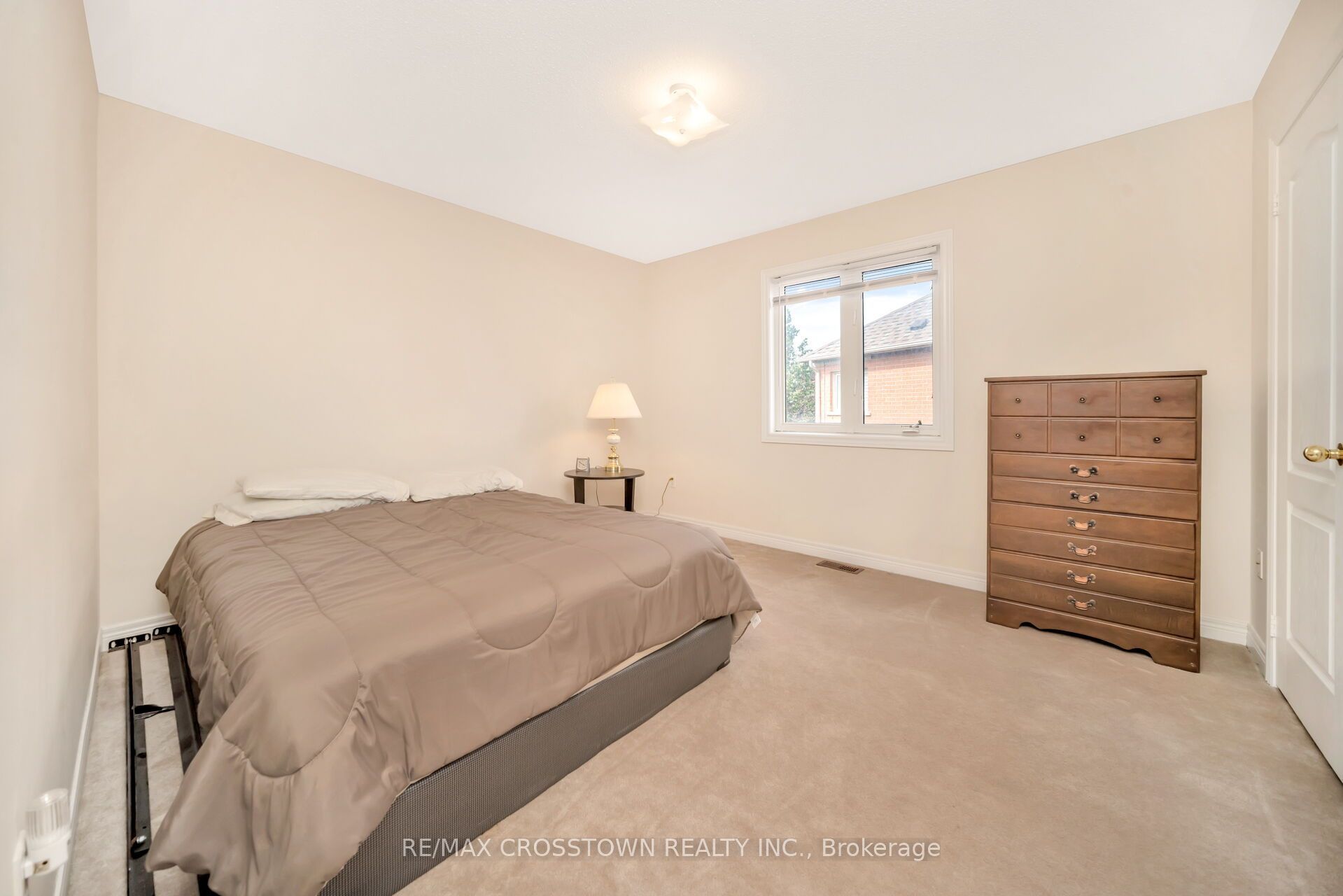 67 Sorbonne Drive Property Photo 32