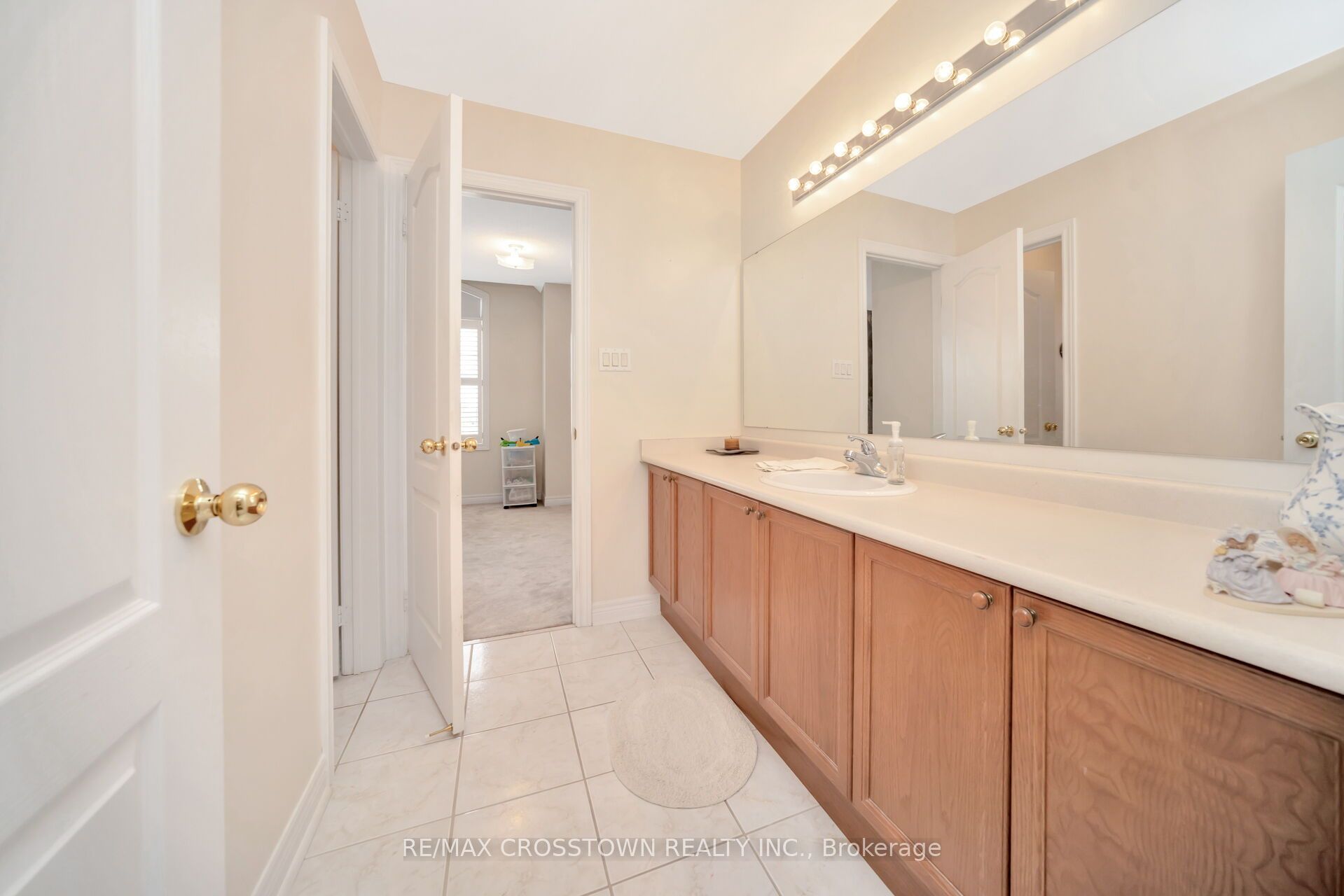 67 Sorbonne Drive Property Photo 34