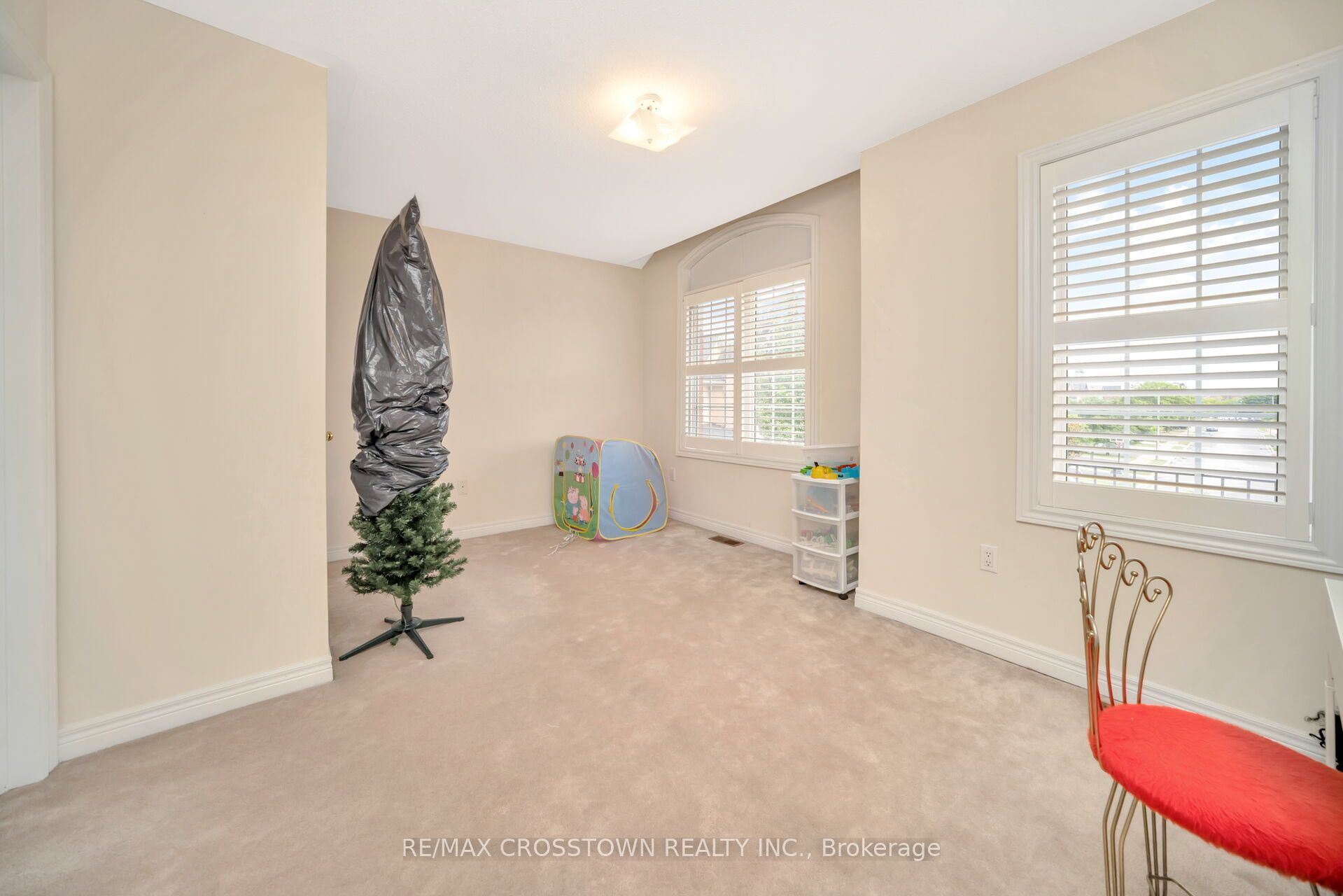 67 Sorbonne Drive Property Photo 36