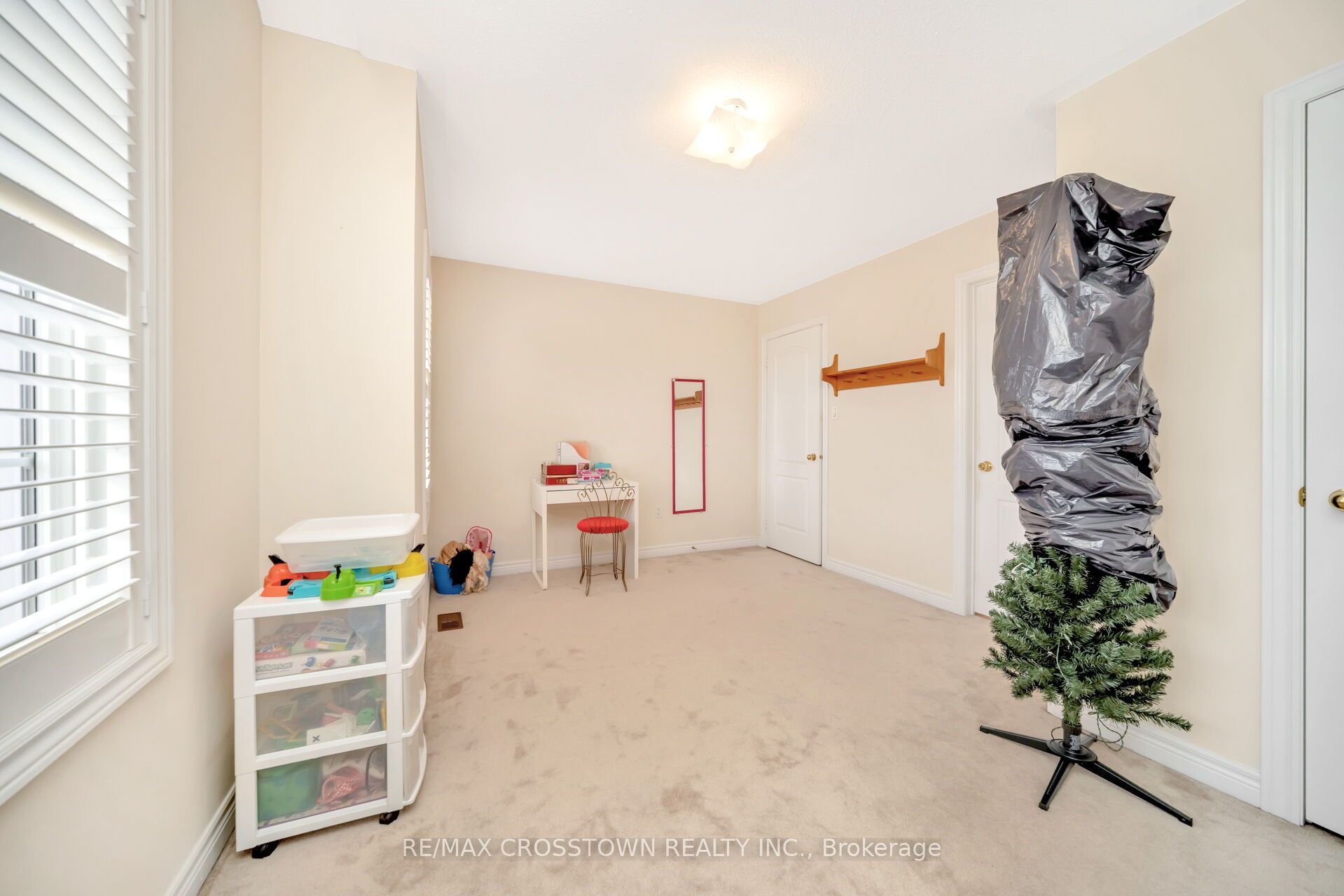 67 Sorbonne Drive Property Photo 38