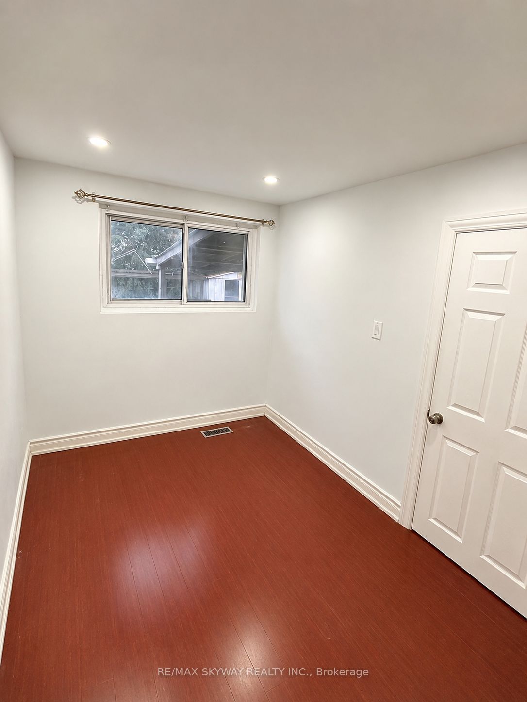 40 Dorward Drive Property Photo 6