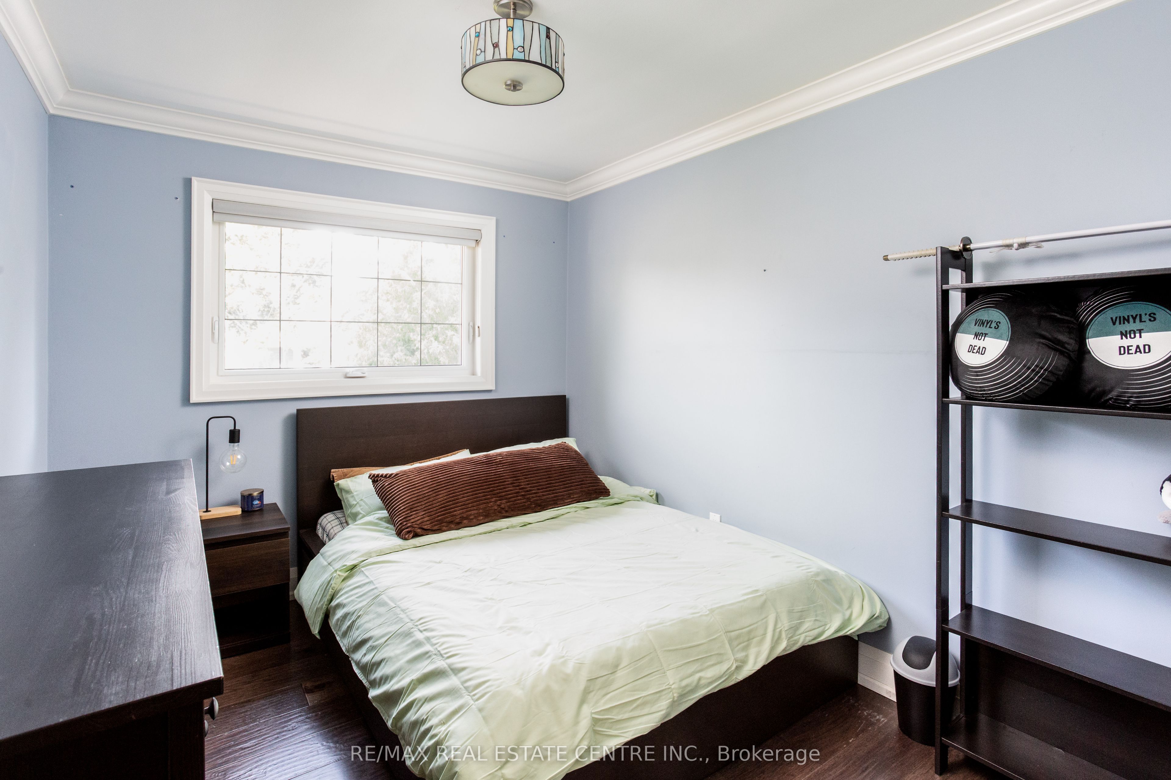 2450 Edenhurst Drive Property Photo 12